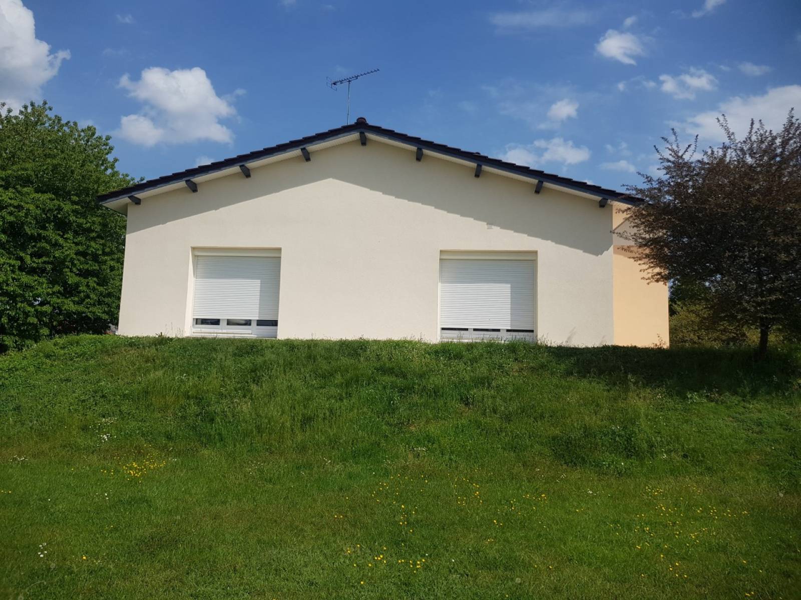 Isolation des façades d'une maison situé à Tignieu Jameyzieu dans l'est Lyonnais