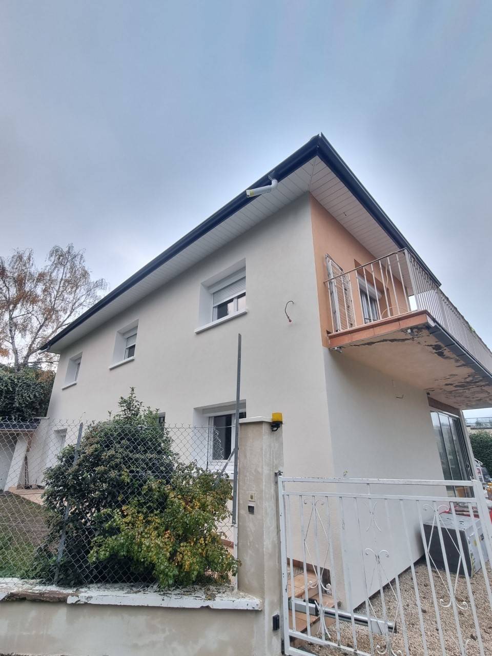 ITE d'une maison en machfer sur la localité de Saint Didier Au Mont D'or au nord de Lyon