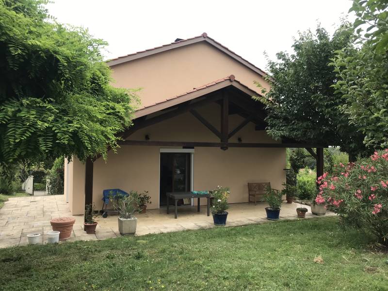 Isolation par l'extérieure d'une maison à Orliénas, près de Lyon