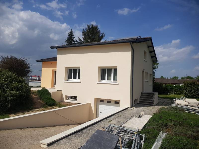 Isolation des façades d'une maison situé à Tignieu Jameyzieu dans l'est Lyonnais